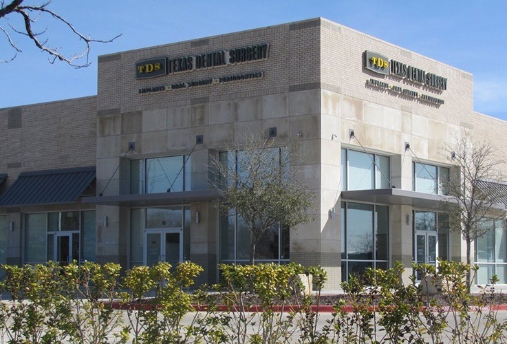 Outside view of Texas Dental Surgery office building